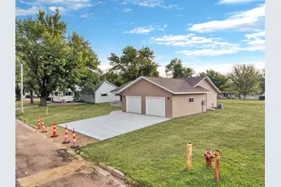 122 2nd Street E, Tracy, MN 56175 - Photo 38