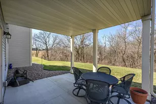 2484 Woodstone Ln SW, Rochester, MN 55902 - Photo 32