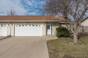 538 4th St NW, Montgomery, MN 56069 - Photo 1