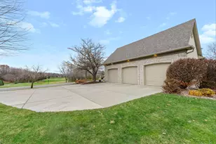 18434 Bearpath Trail, Eden Prairie, MN 55347 - Photo 72