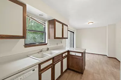 6618 Camden Drive, Brooklyn Center, MN 55430 - Photo 10