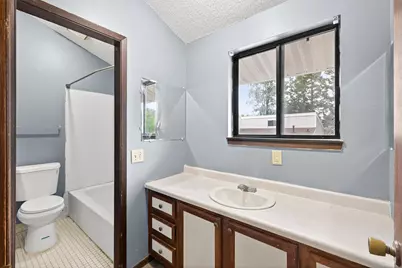 6618 Camden Drive, Brooklyn Center, MN 55430 - Photo 28