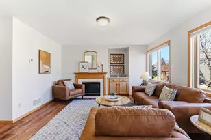 3217 Meadowbrook Pl, Woodbury, MN 55125 - Photo 16