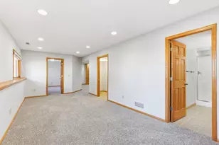 3217 Meadowbrook Pl, Woodbury, MN 55125 - Photo 36