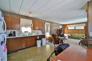 109 Velkommen St NE, Staples, MN 56479 - Photo 4