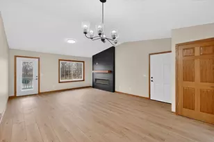 1032 Lilac Ln, Lake City, MN 55041 - Photo 6