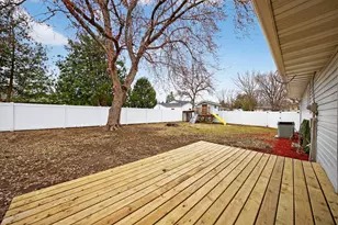 1032 Lilac Ln, Lake City, MN 55041 - Photo 36