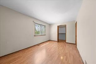 1604 Helmo Ave N, Oakdale, MN 55128 - Photo 26