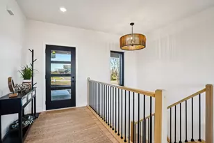 18866 Silo Ct, Shafer, MN 55074 - Photo 2