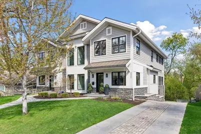 3932 W 49th Street, Edina, MN 55424 - Photo 2