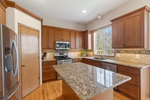 14955 Credit View Dr, Savage, MN 55378 - Photo 4