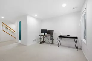 9796 Cupola Ln, Eden Prairie, MN 55347 - Photo 32