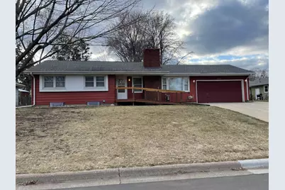 2123 Fox Place, Mendota Heights, MN 55120 - Photo 1