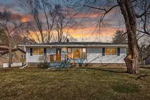 997 Rivercrest Rd N, Lakeland, MN 55043 - Photo 1
