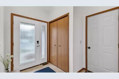 305 Arbor Hills Circle, Eau Claire, WI 54703 - Photo 14