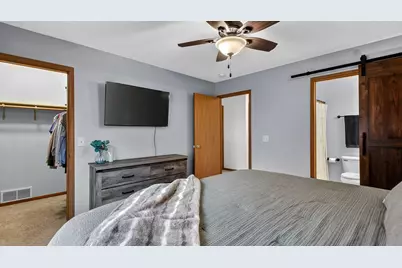 305 Arbor Hills Circle, Eau Claire, WI 54703 - Photo 12