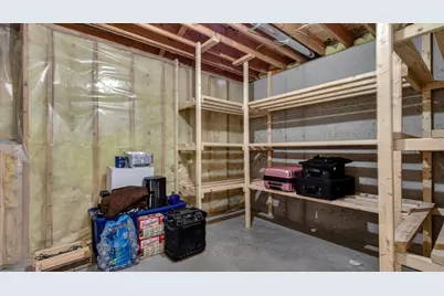 305 Arbor Hills Circle, Eau Claire, WI 54703 - Photo 18