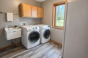 6221 Townsview Ln SE, Rochester, MN 55904 - Photo 22