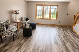 6221 Townsview Ln SE, Rochester, MN 55904 - Photo 16