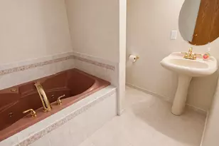 6221 Townsview Ln SE, Rochester, MN 55904 - Photo 34