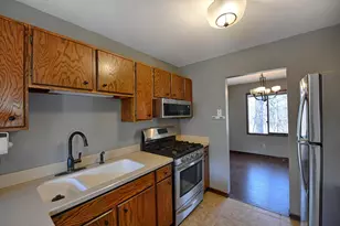 12102 Red Oak Ct S, Burnsville, MN 55337 - Photo 10