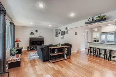 3142 Grimes Avenue N, Robbinsdale, MN 55422 - Photo 4