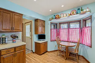 11807 Pennsylvania Ave N, Champlin, MN 55316 - Photo 4