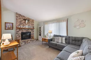 11807 Pennsylvania Ave N, Champlin, MN 55316 - Photo 8