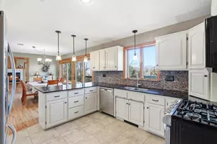 1868 90th St, New Richmond, WI 54017 - Photo 4