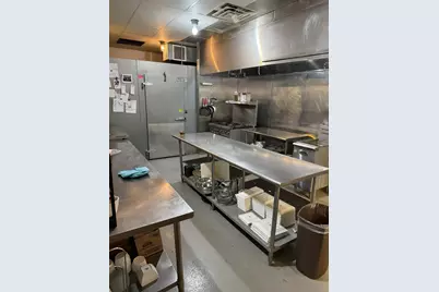 120 6th Avenue W, Menomonie, WI 54751 - Photo 8