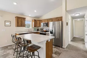 1192 Farmers Ln, Belle Plaine, MN 56011 - Photo 8