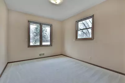 49 16th Avenue SW, New Brighton, MN 55112 - Photo 28