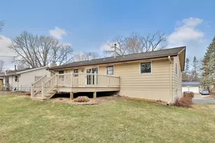 49 16th Ave SW, New Brighton, MN 55112 - Photo 4