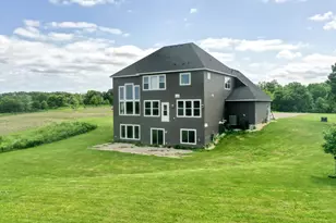 18340 Forest Rd N, Forest Lake, MN 55025 - Photo 82