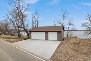 3990 Cannon Lake Trail, Faribault, MN 55021 - Photo 8