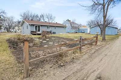 610 4th Street N, Wahpeton,  58075 - Photo 44