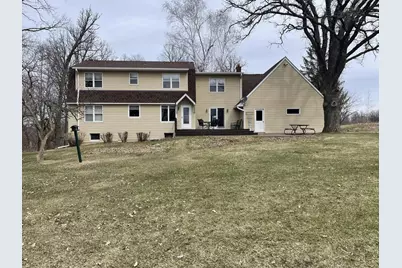 W8215 760th Avenue, River Falls, WI 54022 - Photo 4