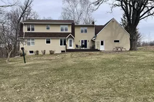 W8215 760th Ave, River Falls, WI 54022 - Photo 4