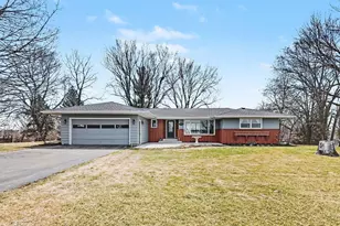 704 Main St W, New Prague, MN 56071 - Photo 1