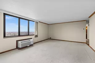 1181 Edgcumbe Rd, Saint Paul, MN 55105 - Photo 10