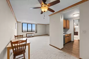 1181 Edgcumbe Rd, Saint Paul, MN 55105 - Photo 20