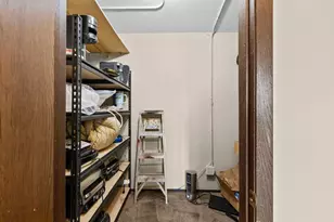 1181 Edgcumbe Rd, Saint Paul, MN 55105 - Photo 32