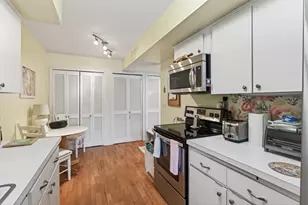 3412 Oak Ridge Rd, Minnetonka, MN 55305 - Photo 10