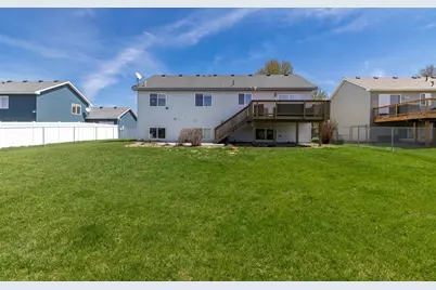 936 S Chestnut Street, Belle Plaine, MN 56011 - Photo 24