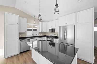 7268 Hawthorne Court, North Branch, MN 55056 - Photo 14