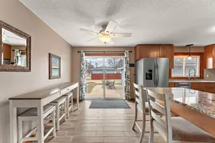 7077 Delaney Ave, Inver Grove Heights, MN 55076 - Photo 6