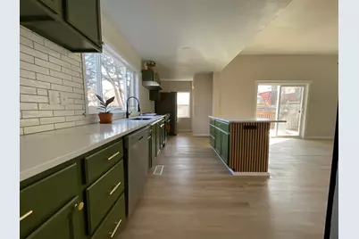 321 7th Street SW, Willmar, MN 56201 - Photo 12