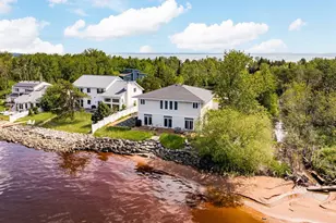 312 Harbor Point Cir, Duluth, MN 55802 - Photo 6