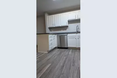 1321 Lake Drive W #101, Chanhassen, MN 55317 - Photo 6