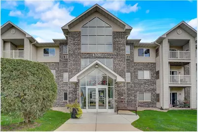 1321 Lake Drive W #101, Chanhassen, MN 55317 - Photo 1